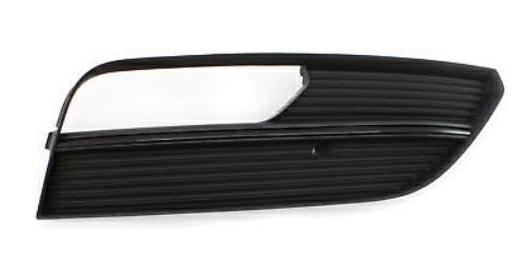 Articolo 0C8FM - GRIGLIA P/TI A/DX C/FEND C/LISTELLO NERO LUC AUDI A3 04/12>