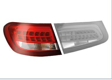 Articolo C4YH9 - FANALE P/SX EST MERCEDES GLC X253 01/15>
