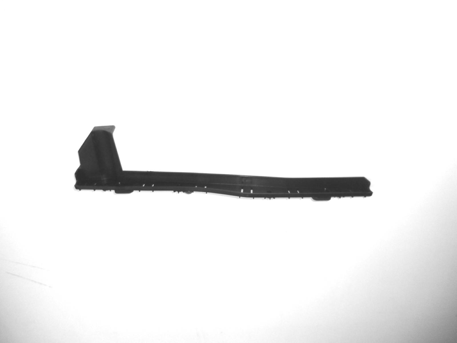 Articolo SFZ06 - STAFFA P/TI P/SX FIAT FIAT 500L LIVING (LUNGA) 01/12>