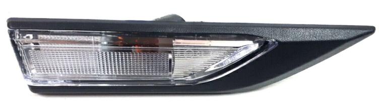 Articolo ZR1MR - FANALE LAT DX VW CADDY 01/15>
